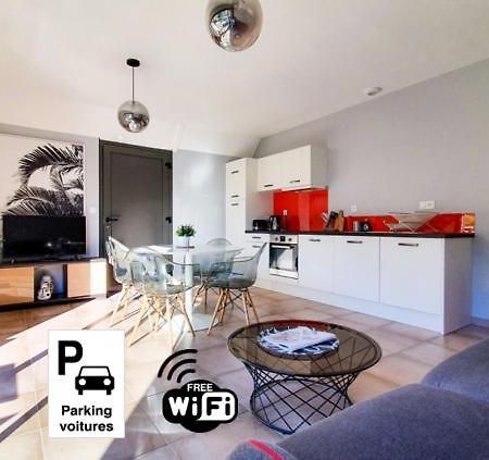 Le Nid Discret Avec Balcon Et Parking Prive Gratuit Apartment Sarlat-la-Canéda Exterior photo