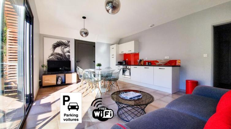 Le Nid Discret Avec Balcon Et Parking Prive Gratuit Apartment Sarlat-la-Canéda Exterior photo